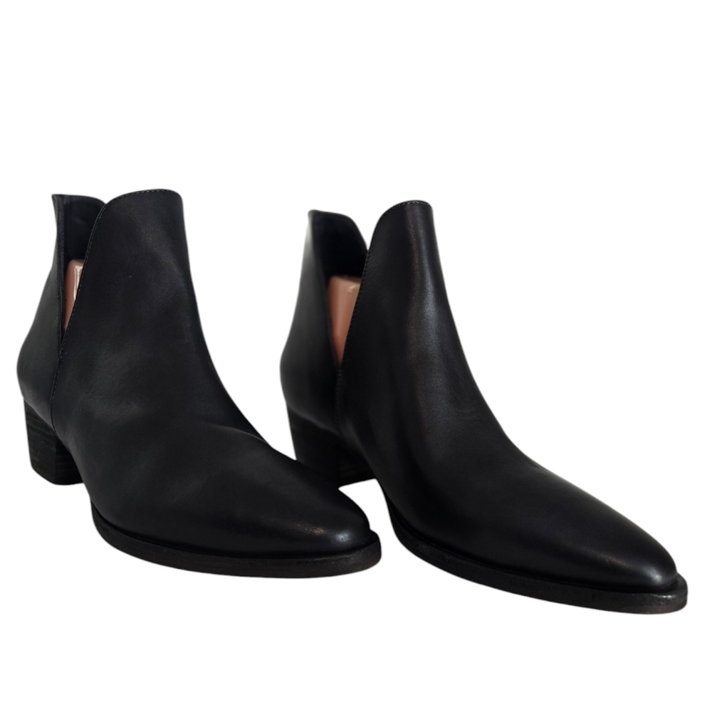Free People Charm Double V Black Leather Ankle Boots Booties 8.5 - Picture 3 of 13